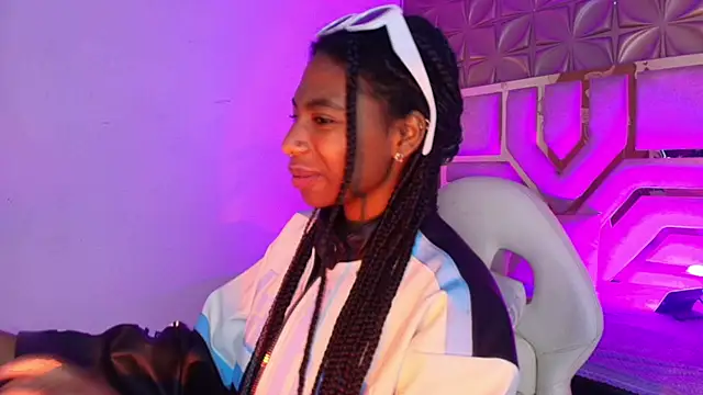 Queen perla  online show from 02/26/26, 12:15