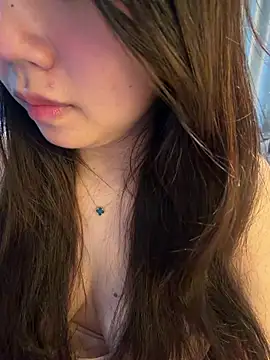 Hotellinh12 online show from 05/21/26, 04:14