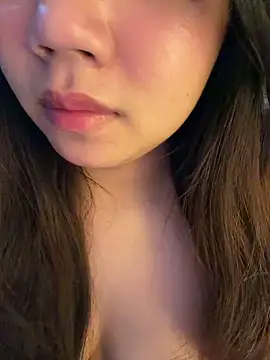 Hotellinh12 online show from 05/31/26, 04:14