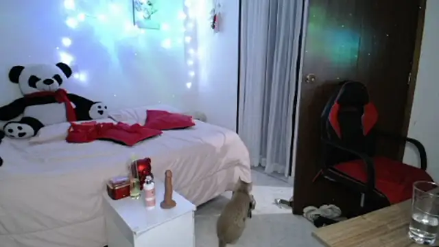 vanessalat online show from 05/15/26, 11:34