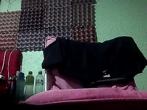 Snapshot of gxXxuesta chatting on 06/14/26, 05:31 gxXxuesta online show from 06/14/26, 05:31