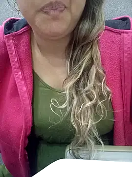 lovelyjhessy online show from 01/16/25, 02:19