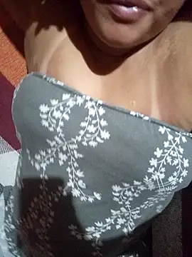 lovelyjhessy online show from 02/24/25, 01:35