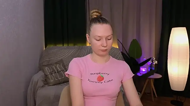 CarolynCohen   online show from 01/30/25, 02:06