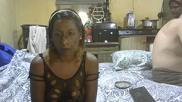 Snapshot of mysterouskat69 chatting on 01/03/25, 04:59 mysterouskat69 online show from 01/03/25, 04:59