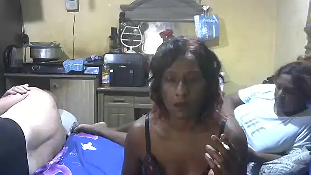 Snapshot of mysterouskat69 chatting on 03/20/25, 04:42 mysterouskat69 online show from 03/20/25, 04:42