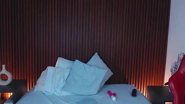 lizowenn  online show from 03/11/25, 03:34