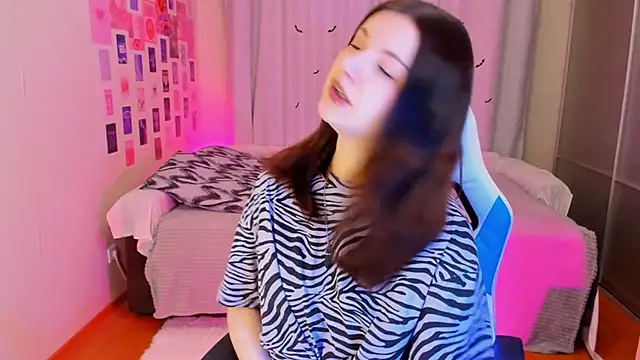 Vanessa Verona online show from 02/07/25, 09:48