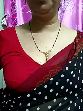 Rosy-B online show from 02/04/25, 12:19