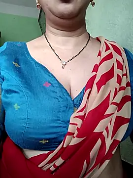 Rosy-B online show from 10/31/25, 12:33