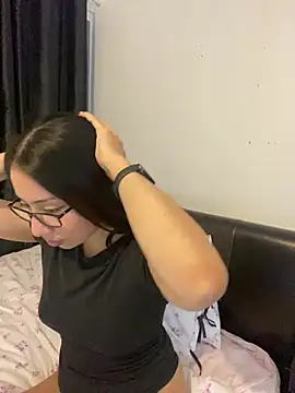 LorenaAnderson online show from 01/20/25, 05:06