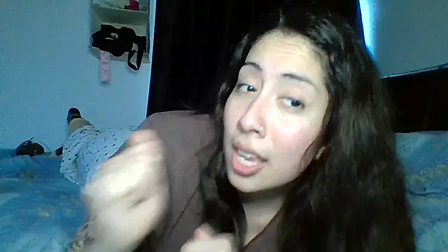 LorenaAnderson online show from 02/15/25, 10:42