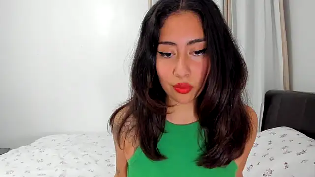 LorenaAnderson online show from 09/19/25, 07:03