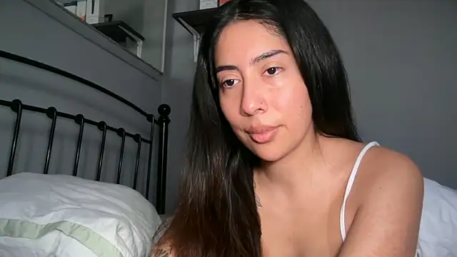 LorenaAnderson online show from 04/17/26, 07:00