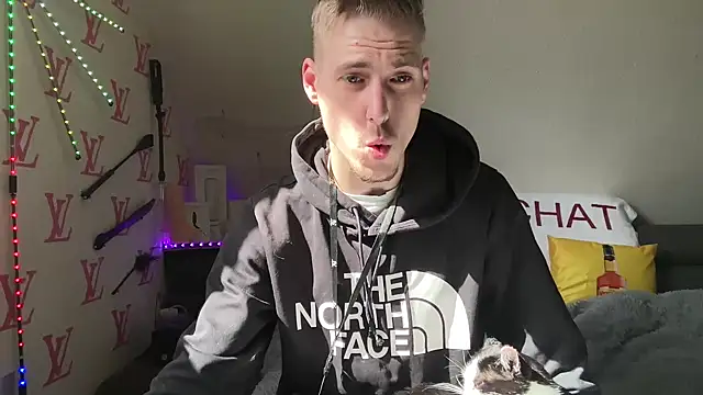 Cookieboy88 online show from 03/31/26, 11:54