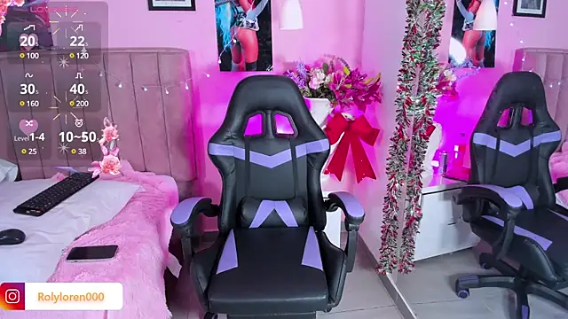 RolyLoren online show from 12/10/24, 08:38