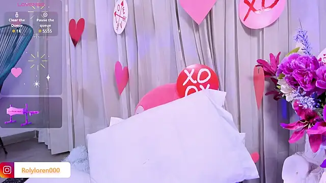 RolyLoren online show from 02/11/25, 12:49