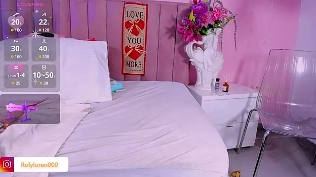 RolyLoren online show from 02/16/25, 07:48