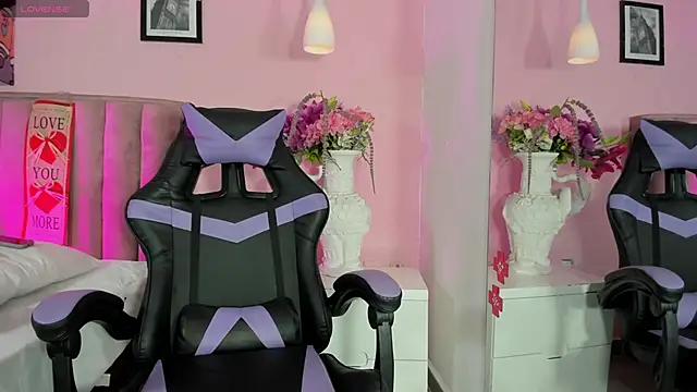 RolyLoren online show from 02/24/25, 10:03