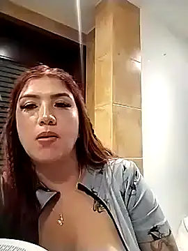 Snapshot of AriaRusso chatting on 02/27/25, 12:10 AriaRusso online show from 02/27/25, 12:10