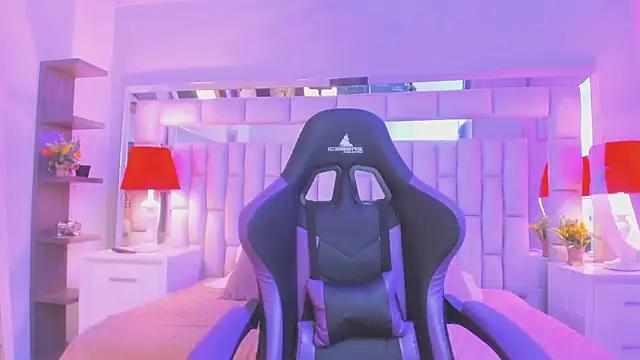 mariiahneedles online show from 02/13/26, 04:30