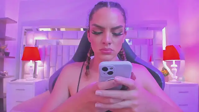 mariiahneedles online show from 03/08/26, 03:43