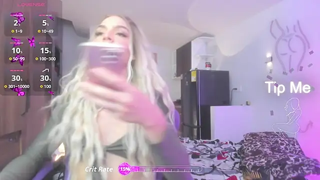 Snapshot of mariiahneedles chatting on 07/04/26, 12:28 mariiahneedles online show from 07/04/26, 12:28