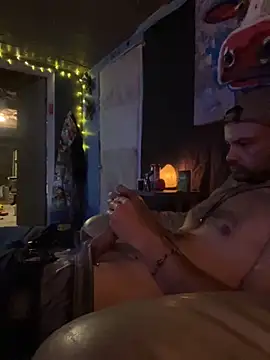 spundaddylive online show from 10/31/25, 11:39