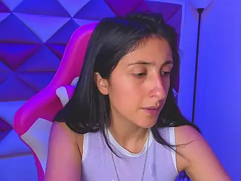 Cameron cutte online show from 11/05/25, 08:09