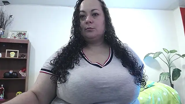 Snapshot of Aleia_Taylor chatting on 06/23/26, 06:00 Aleia Taylor online show from 06/23/26, 06:00
