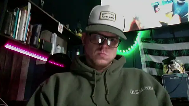 traejddd online show from 03/21/26, 03:48