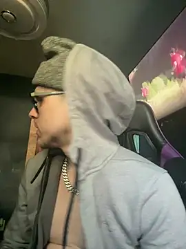traejddd online show from 07/24/26, 11:47