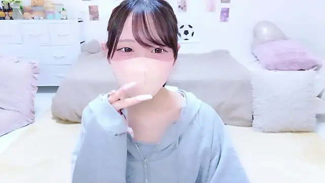 Snapshot of Suzu_ch_xx chatting on 07/09/26, 04:55 Suzu ch xx online show from 07/09/26, 04:55