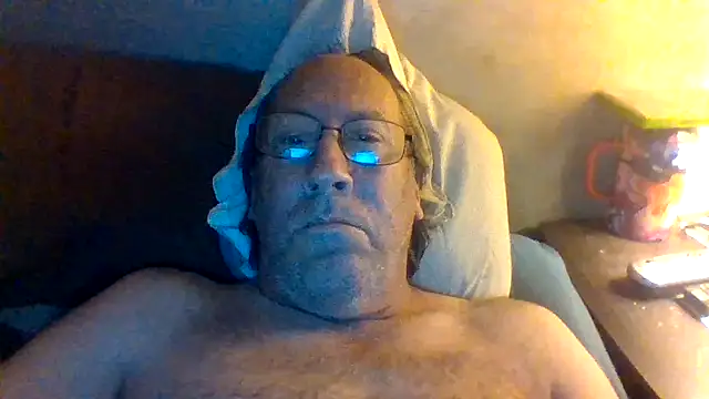 Snapshot of hornyrich69 chatting on 07/04/26, 05:13 hornyrich69 online show from 07/04/26, 05:13