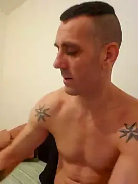 Snapshot of Aian09 chatting on 01/23/25, 06:45 Aian09 online show from 01/23/25, 06:45