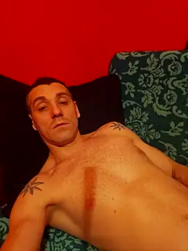 Snapshot of Aian09 chatting on 02/01/25, 01:44 Aian09 online show from 02/01/25, 01:44