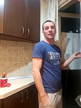 Snapshot of Aian09 chatting on 03/12/25, 11:01 Aian09 online show from 03/12/25, 11:01