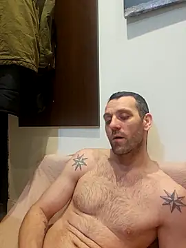 Snapshot of Aian09 chatting on 03/20/25, 12:19 Aian09 online show from 03/20/25, 12:19