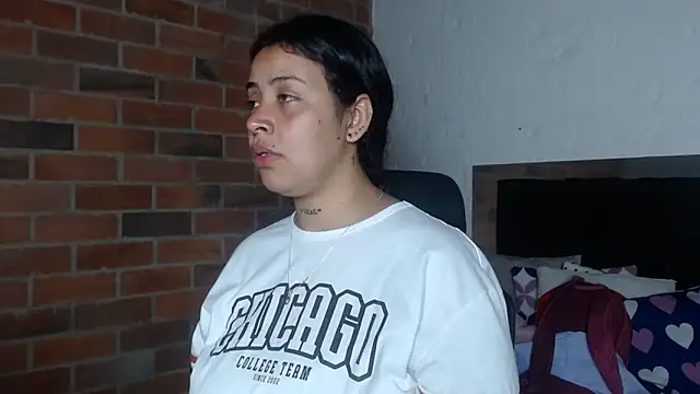 salome  hills1 online show from 04/25/26, 11:24