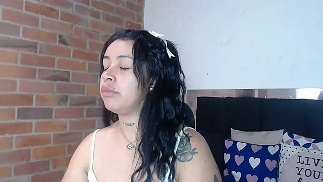salome  hills1 online show from 07/15/26, 04:56
