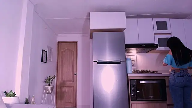 DannaHyde online show from 02/16/26, 09:00