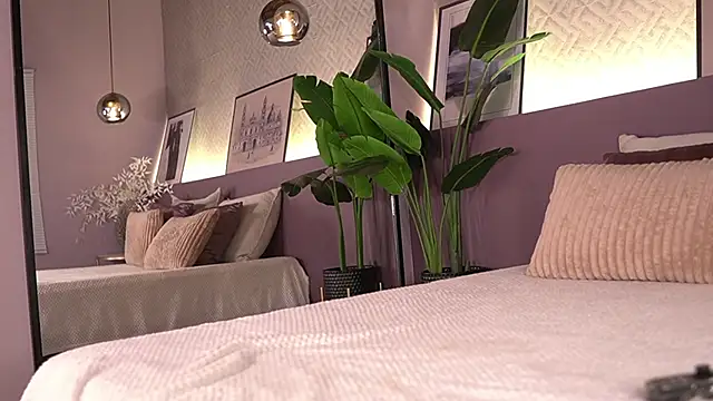 IzzyWild online show from 03/25/26, 11:49