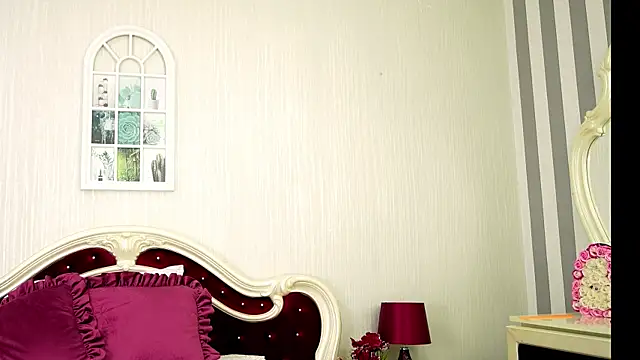 StacyLight online show from 05/28/26, 04:04