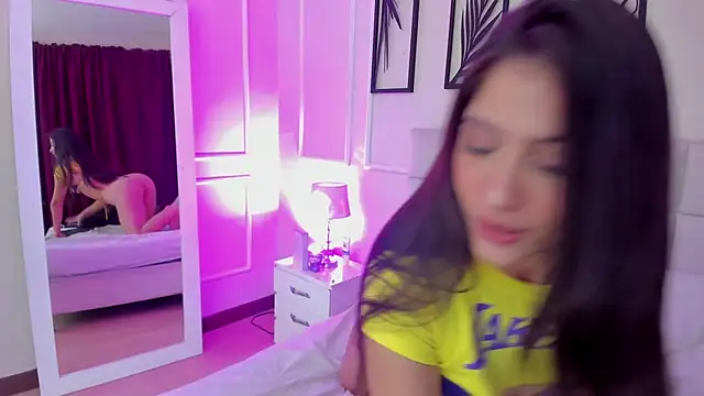 Alisa  walker online show from 03/08/25, 12:44