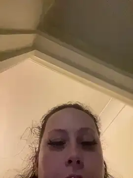 Snapshot of CurvyQueen2023 chatting on 12/07/24, 10:50 CurvyQueen2023 online show from 12/07/24, 10:50