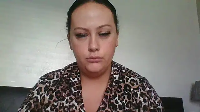 CurvyQueen2023 online show from 12/02/25, 11:04