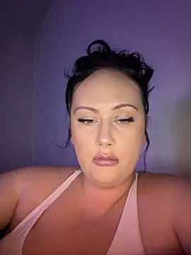 CurvyQueen2023 online show from 03/30/26, 06:53