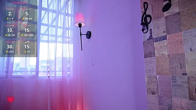 Natasha  Sccott online show from 11/03/25, 08:10