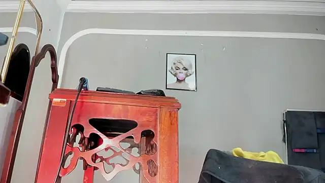 Jimena Grey online show from 01/12/26, 02:39