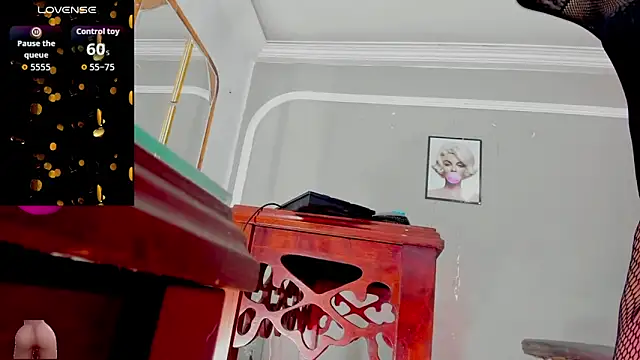 Jimena Grey online show from 04/18/26, 03:32